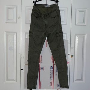 Old Navy Rockstar Super Skinny High Rise Secret Slim Pockets size 8 Green